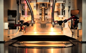 高精度全自动切机内部